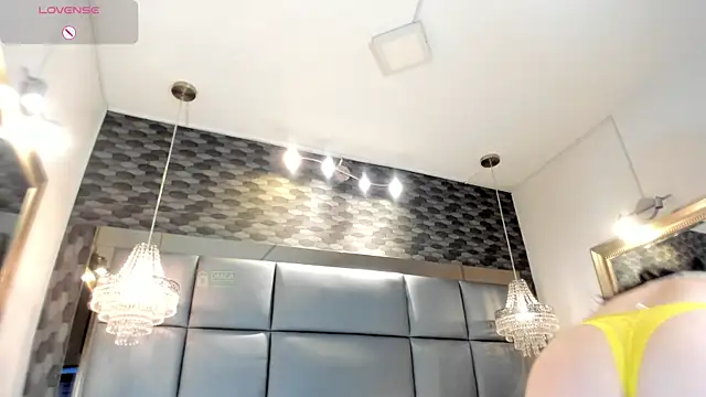 Snapshot of LADY_HELLEN chatting on 07.21.26 LADY HELLEN online show from 07.21.26