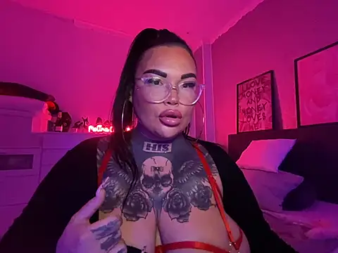  MelinaCurves  online show from 01.31.25