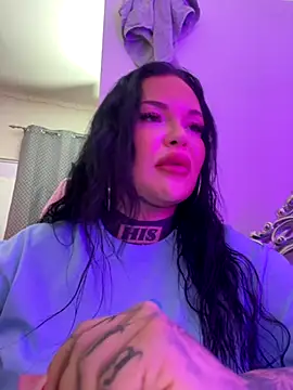  MelinaCurves  online show from 11.30.25