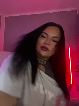  MelinaCurves  online show from 05.17.26