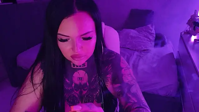  MelinaCurves  online show from 06.07.26