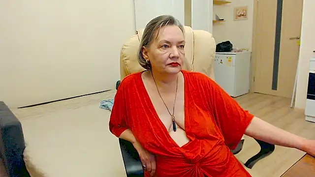 MomJaneSex online show from 10.22.25