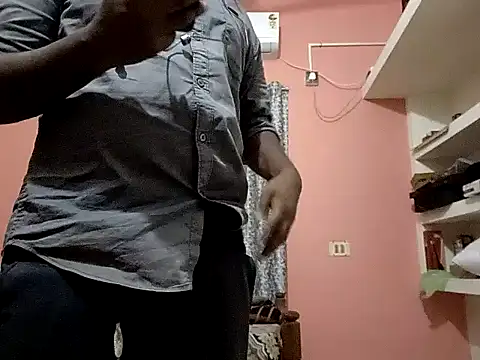Snapshot of Aneesh007m chatting on 10.22.25 Aneesh007m online show from 10.22.25