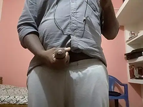 Snapshot of Aneesh007m chatting on 02.05.26 Aneesh007m online show from 02.05.26