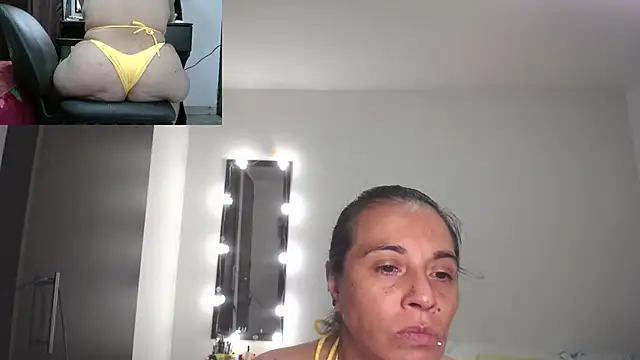 zoe hotxxx online show from 11.23.25