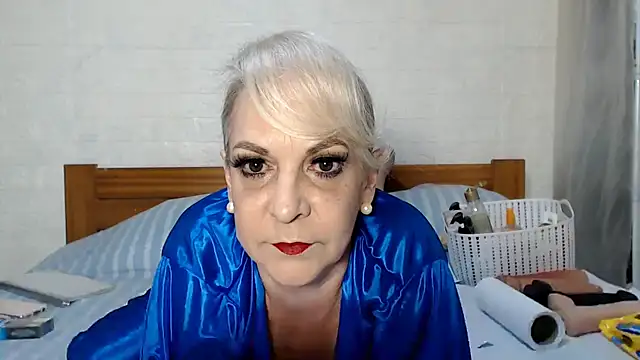 awild kitten online show from 05.05.26
