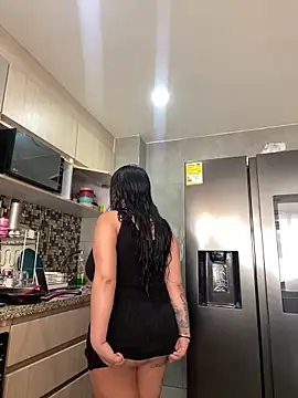 Snapshot of emilyjohanson chatting on 12.04.24 emilyjohanson online show from 12.04.24