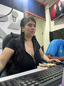 emilyjohanson online show from 06.23.26