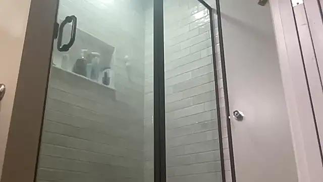 Snapshot of bryanerix chatting on 09.29.25 bryanerix online show from 09.29.25