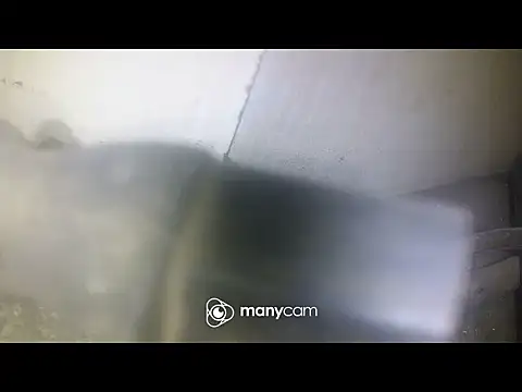 Snapshot of jikh13 chatting on 12.01.25 jikh13 online show from 12.01.25