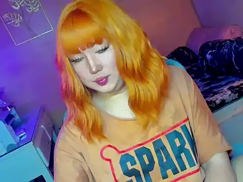 HOTnWILDalice online show from 12.02.25