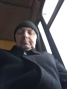 Pokaz2020 online show from 11.22.25