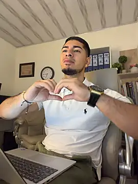 Snapshot of Dimitri_Colleman chatting on 07.19.26 Dimitri Colleman online show from 07.19.26