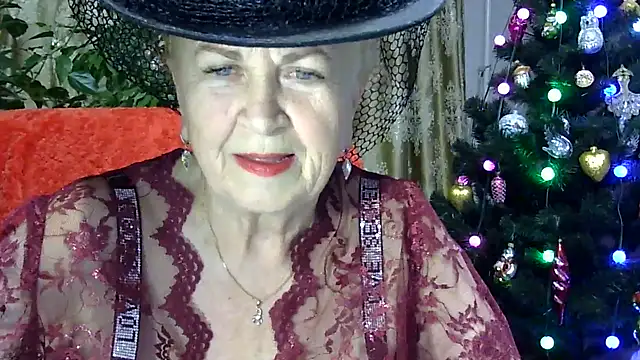 Emma52610 online show from 01.17.25