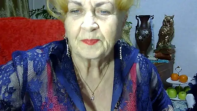 Emma52610 online show from 02.07.25