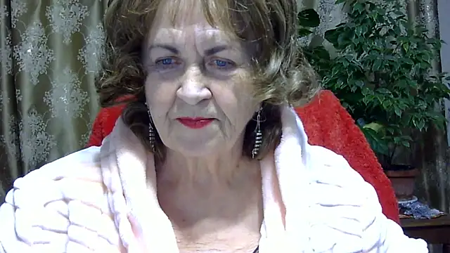 Emma52610 online show from 02.21.26