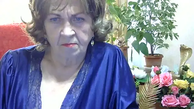 Emma52610 online show from 04.29.26