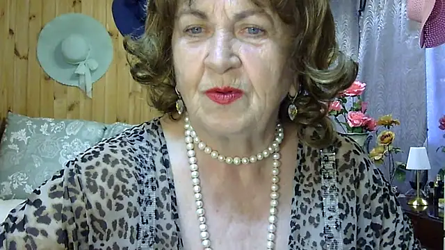 Emma52610 online show from 06.18.26