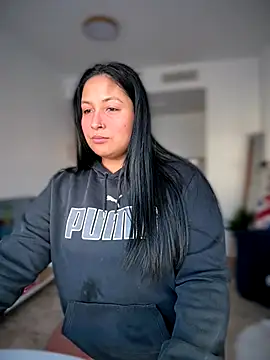 DannaaMeliza online show from 11.29.25