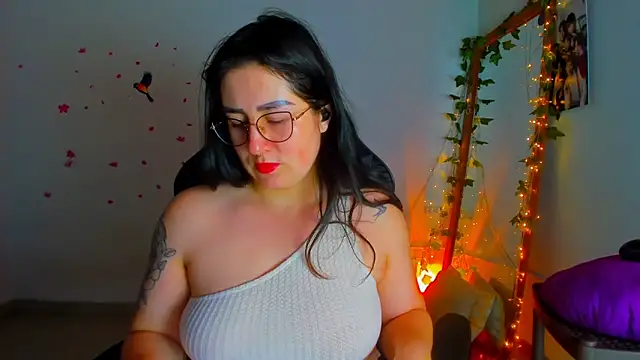 Susan Foxx online show from 11.06.25