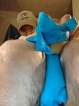 ROBERT0516 online show from 10.27.25