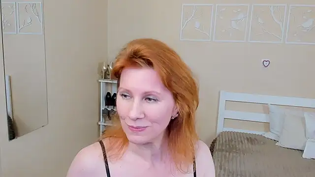 FoxySophia online show from 02.06.25