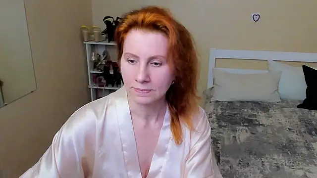 FoxySophia online show from 09.29.25