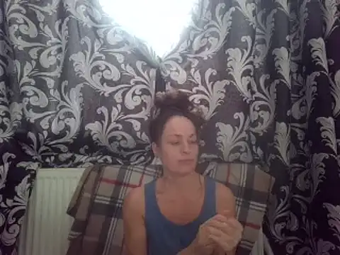 LindaStarS online show from 02.16.25