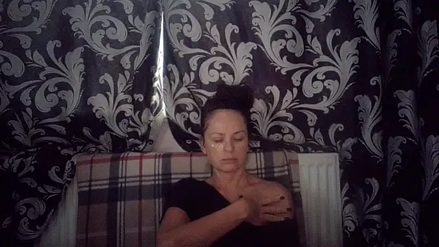 LindaStarS online show from 10.04.25