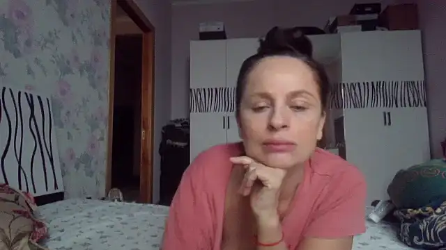 LindaStarS online show from 11.28.25