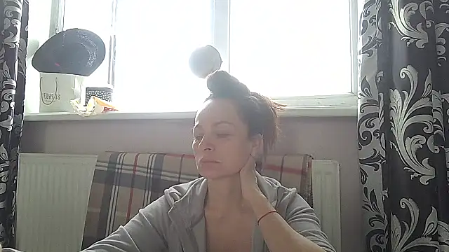 LindaStarS online show from 04.30.26