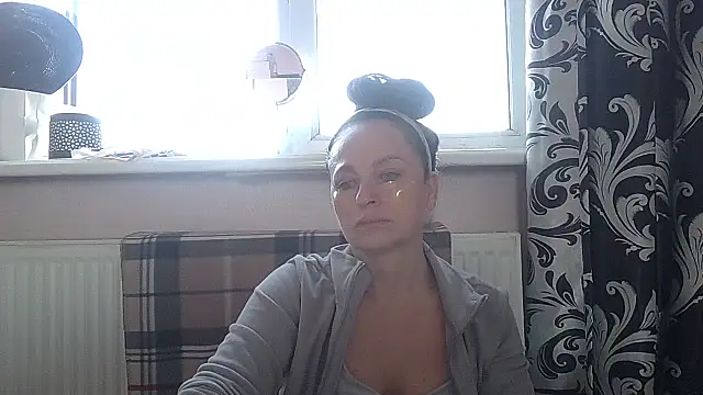LindaStarS online show from 05.01.26