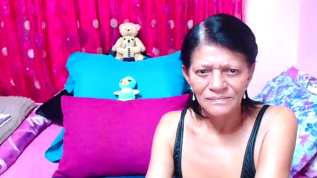 Snapshot of SLUTTYROXY chatting on 09.16.25 SLUTTYROXY online show from 09.16.25