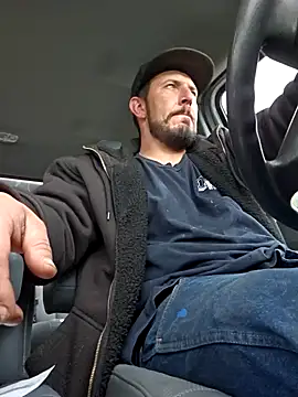 Snapshot of UncutHammer69 chatting on 01.07.25 UncutHammer69 online show from 01.07.25