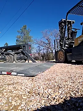 Snapshot of UncutHammer69 chatting on 01.10.25 UncutHammer69 online show from 01.10.25