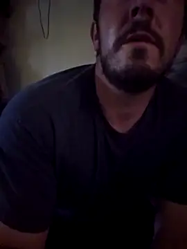 Snapshot of UncutHammer69 chatting on 02.13.25 UncutHammer69 online show from 02.13.25