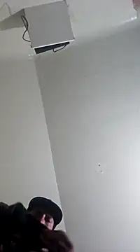 Snapshot of UncutHammer69 chatting on 03.18.25 UncutHammer69 online show from 03.18.25