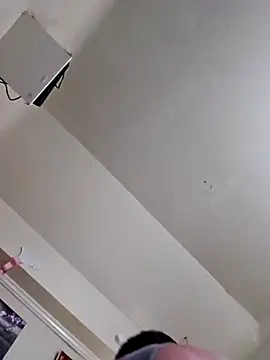 Snapshot of UncutHammer69 chatting on 09.12.25 UncutHammer69 online show from 09.12.25