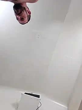 Snapshot of UncutHammer69 chatting on 10.10.25 UncutHammer69 online show from 10.10.25