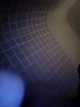 Snapshot of UncutHammer69 chatting on 10.16.25 UncutHammer69 online show from 10.16.25