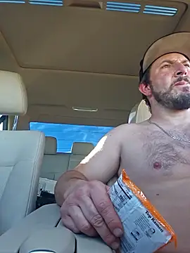 Snapshot of UncutHammer69 chatting on 01.13.26 UncutHammer69 online show from 01.13.26