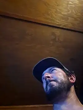 Snapshot of UncutHammer69 chatting on 02.13.26 UncutHammer69 online show from 02.13.26