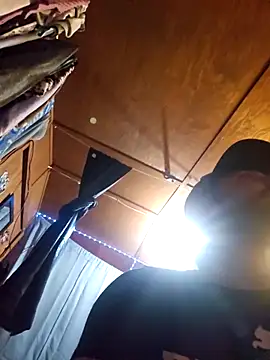 Snapshot of UncutHammer69 chatting on 02.26.26 UncutHammer69 online show from 02.26.26