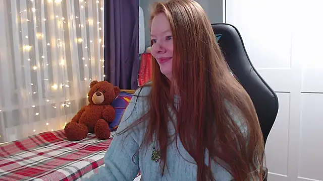 Snapshot of Lady_Inari chatting on 12.13.24 Lady Inari online show from 12.13.24