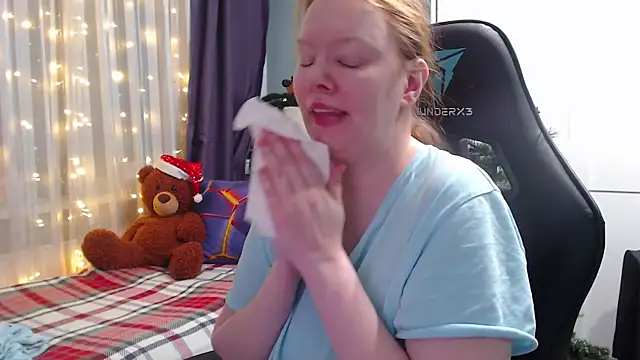 Snapshot of Lady_Inari chatting on 12.23.24 Lady Inari online show from 12.23.24