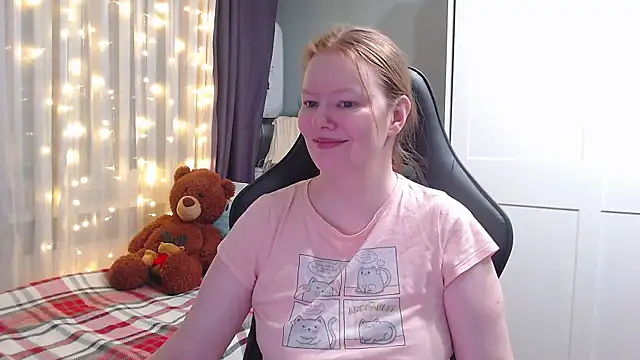 Snapshot of Lady_Inari chatting on 01.19.25 Lady Inari online show from 01.19.25