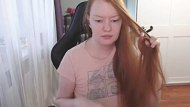 Snapshot of Lady_Inari chatting on 10.13.25 Lady Inari online show from 10.13.25