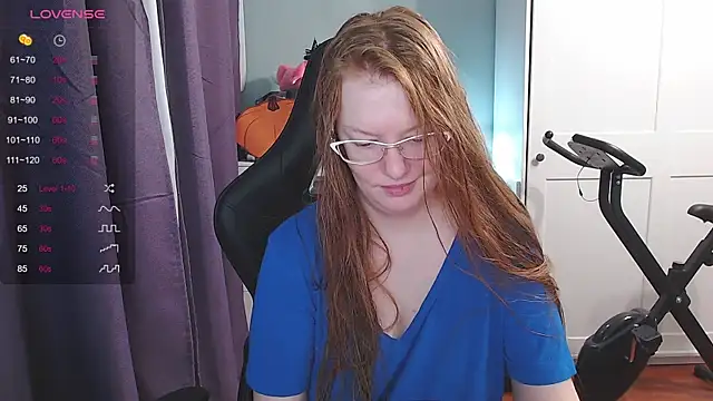 Snapshot of Lady_Inari chatting on 10.25.25 Lady Inari online show from 10.25.25