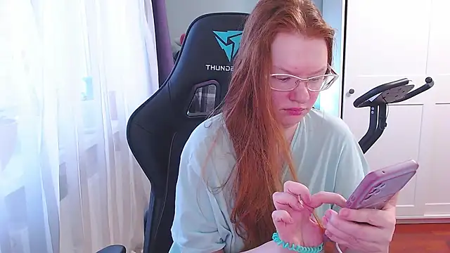 Snapshot of Lady_Inari chatting on 11.12.25 Lady Inari online show from 11.12.25