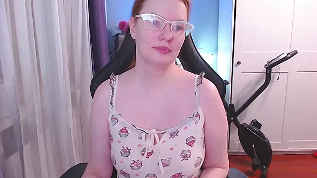 Snapshot of Lady_Inari chatting on 11.22.25 Lady Inari online show from 11.22.25